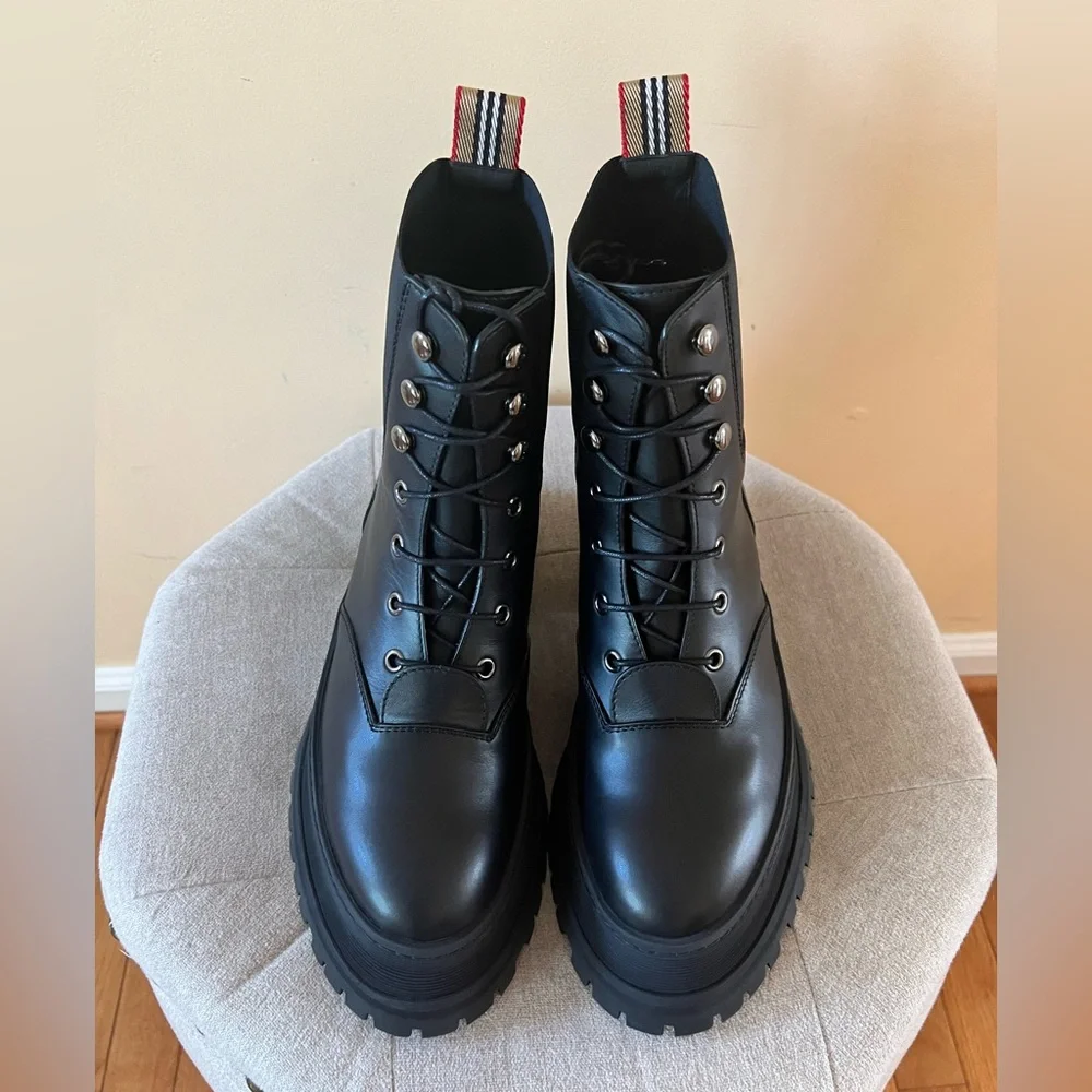 Burberry Icon Stripe Lace-up Leather Boots - Picture 10 of 15